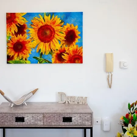 Sunflower By The Sea Retimno