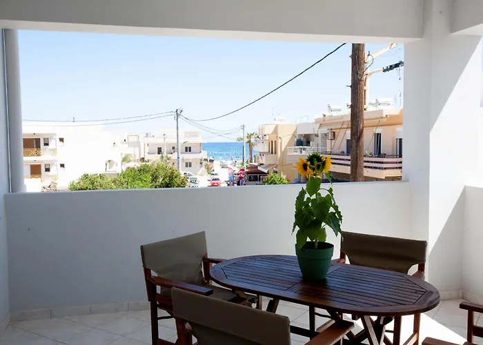 Apartment Sunflower By The Sea